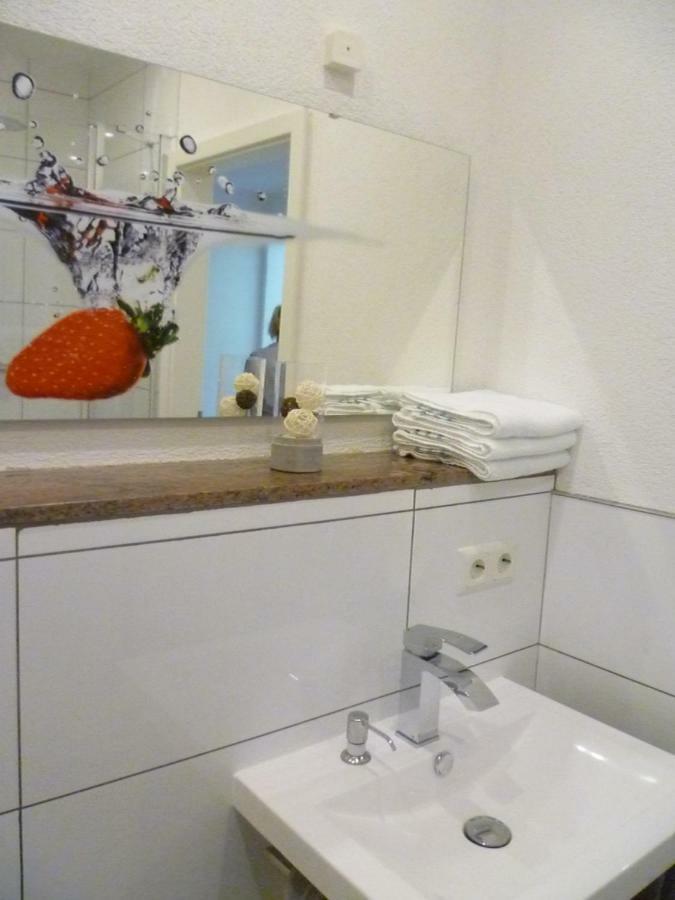 Moderne Wohnung in barockem Altstadthaus nahe Altstadt und Radweg Blieskastel Exterior foto